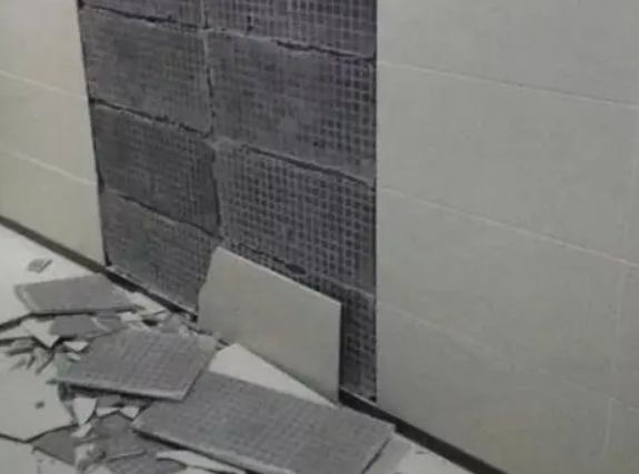 洛阳市瓷砖空鼓维修公司分享下洛阳市墙砖松动维修的知识